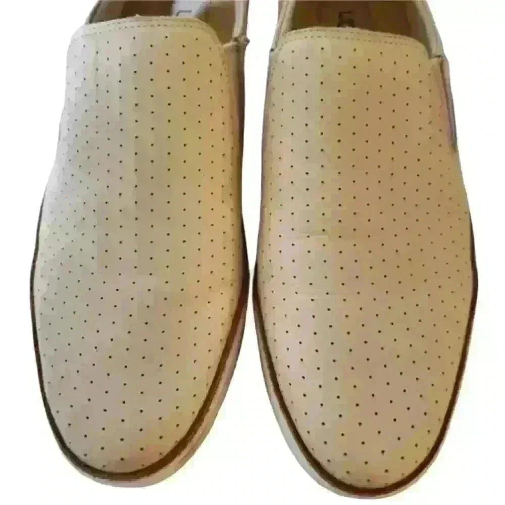 UGG Women's Slip On Shoe Size 10 - Picture 2 of 9